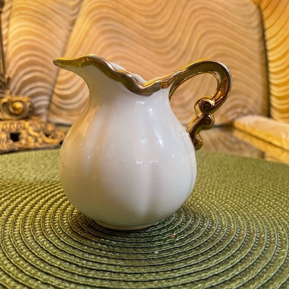 Vintage Vatican Porcelain Gold Trim Mini Pitcher and Saucer Set - Picture 6 of 13